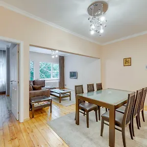  דירה Central Apartment